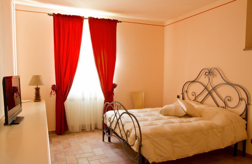 Villa Degli Ulivi Assisi Room photo